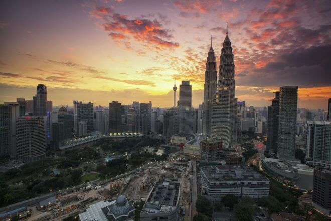 Kuala Lumpur City Tour With KL Tower Ticket - Past, Present, and Future at KL City Gallery