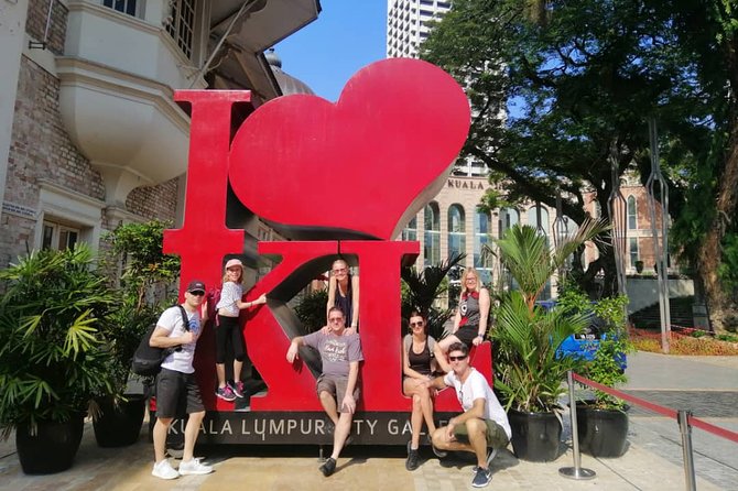 Kuala Lumpur Famous Landmarks in One Day With Tour Guide & Lunch - Additional Information and Restrictions