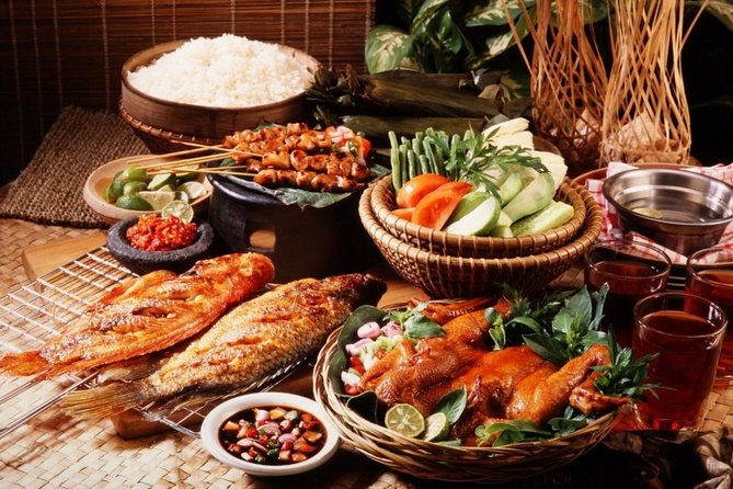 Kuala Lumpur Famous Landmarks With KL Tower and Dinner - The Sum Up