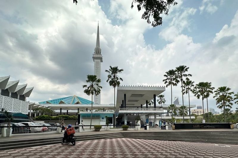 Kuala Lumpur Genting Strawberry Leisure Farm Full-Day Private Tour - A private ride to Genting, not a guided tour