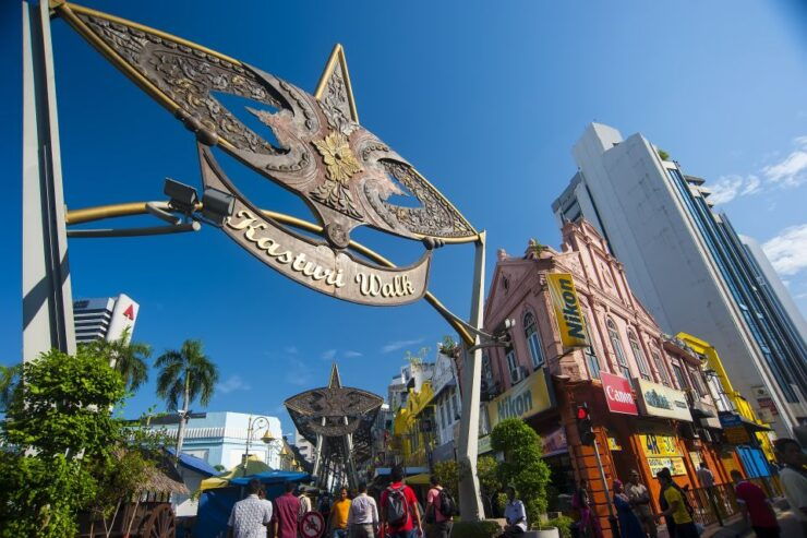 Kuala Lumpur: Grand Day Tour With KL Tower and Batu Cave - Activity Details