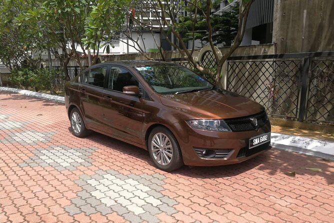 Kuala Lumpur International Airport to Kuala Lumpur Hotels - The Transfer Experience: What to Expect