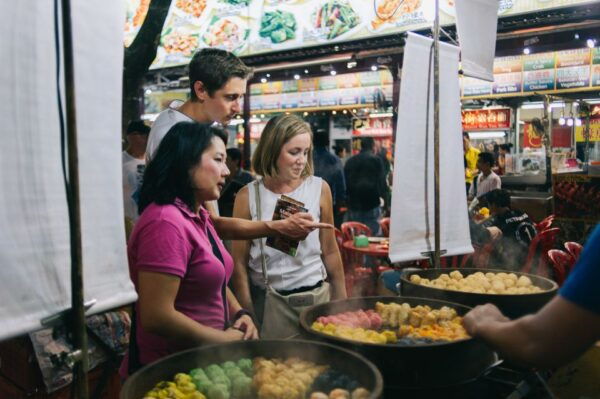 Kuala Lumpur: Local Street Food Night Tour - The Sum Up