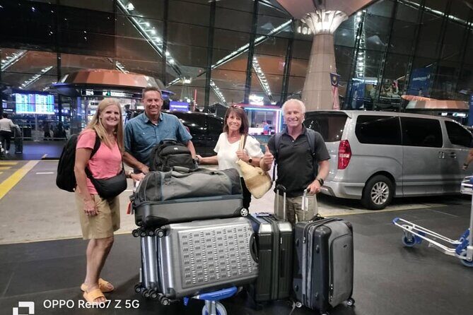 Kuala Lumpur Malaysia Airport Transfer Taxi Service To &From KLIA - Booking and Confirmation  