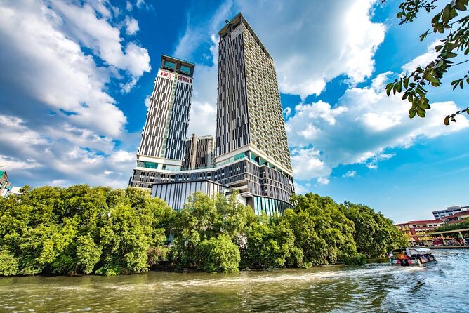 Kuala Lumpur > Melaka Tour > Kuala Lumpur Drop (Full Day Tour) - Good To Know