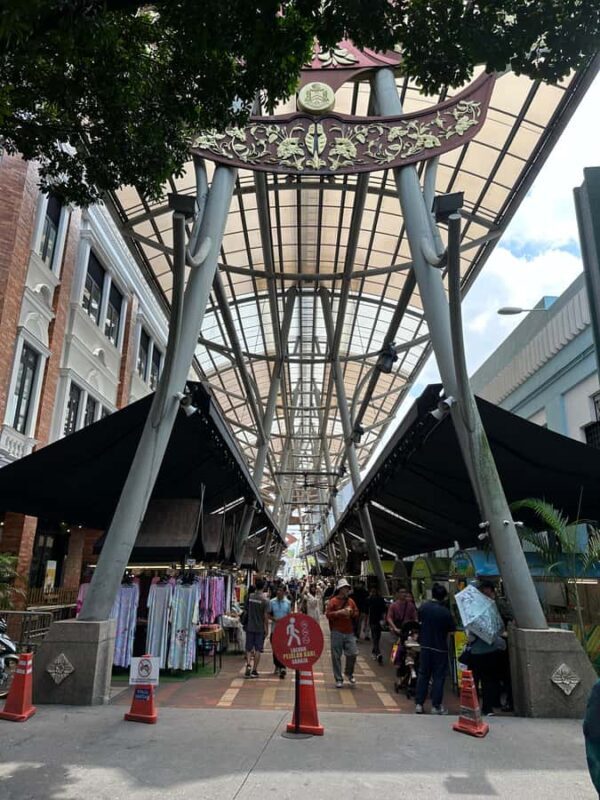 Kuala Lumpur: Night Heritage & Street Food Walking Tour - The Sum Up