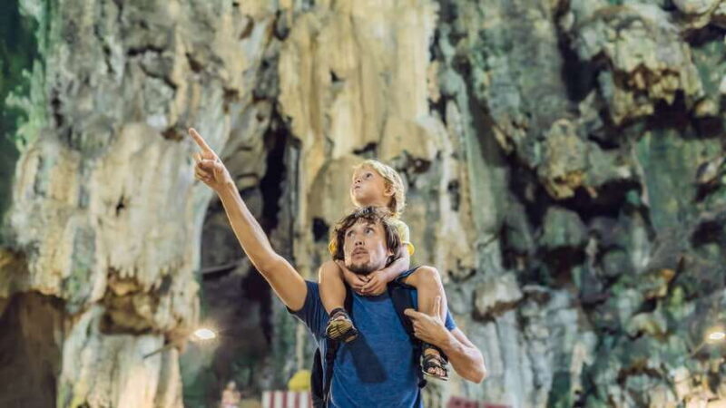 Kuala Lumpur: Private Batu Cave, National Mosque Tour, Lunch - An Overview of the Experience