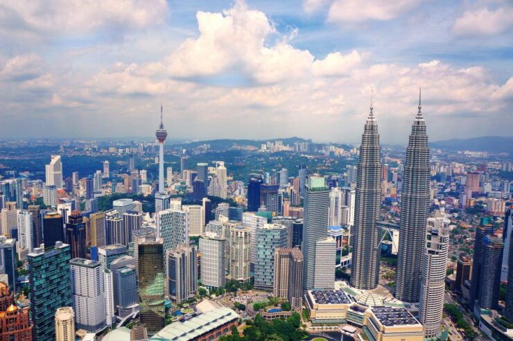 Kuala Lumpur: Private Customized Walking Tour With a Local - Full Description