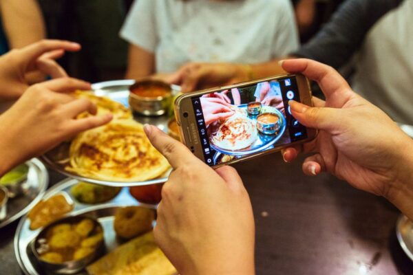 Kuala Lumpur: Private Food Tour – 10 Tastings With Locals - Sampling Local Delicacies at Hawker Centers