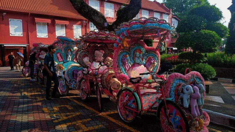 Kuala Lumpur: Private Malacca Night Tour w/Cruise & Trishaw - The Sum Up
