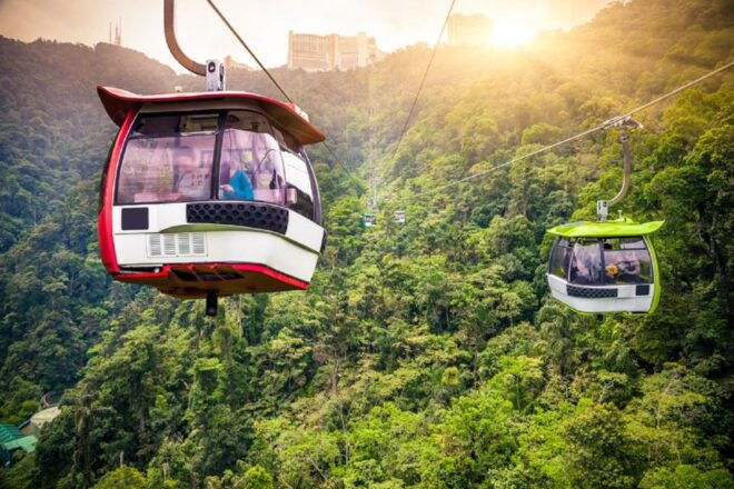 Kuala Lumpur: Private Tour to Genting Highland & Batu Caves - Review Summary