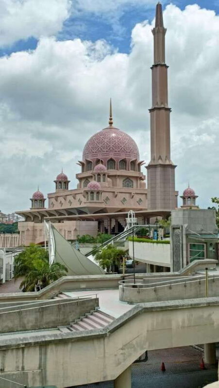 Kuala Lumpur: Putrajaya Tour with Hotel Pickup - Good To Know