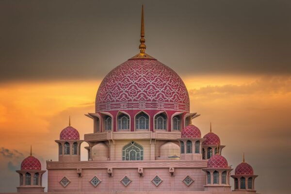 Kuala Lumpur: Putrajaya Tour With Traditional Boat Cruise - Customer Reviews and Recommendations