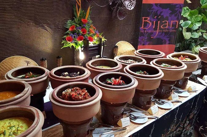 Kuala Lumpur Romantic Malay Dinner with Transport - FAQ