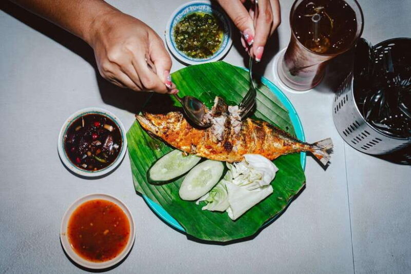 Kuala Lumpur: Sambal Street Food Tour with 15+ Tastings - Practical Details and Tips