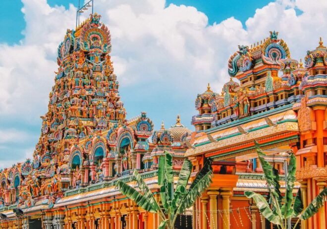 Kuala Lumpur: Street Food Adventure With 6 Delicious Bites - Nightlife and Farewell