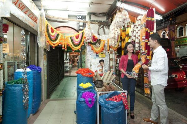 Kuala Lumpur: Street Market Exploration & Shopping Tour - Central Market: Malaysian Culture and Heritage