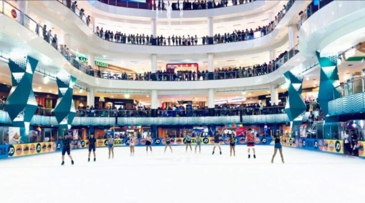 Kuala Lumpur : Sunway Pyramid Ice Skating Experience - Experience Highlights