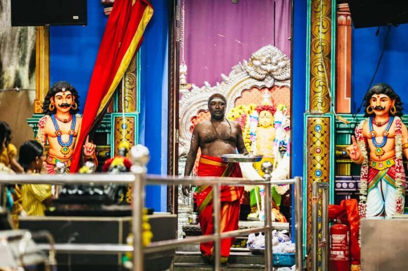 Kuala Lumpur: Taoist, Buddhist & Hindu Temple Tour - The Sum Up