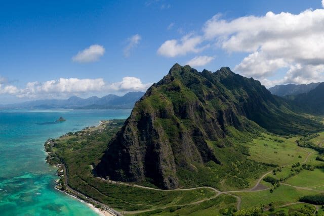 Kualoa Ranch Hollywood Movie Sites Tour - Inside the WWII bunker