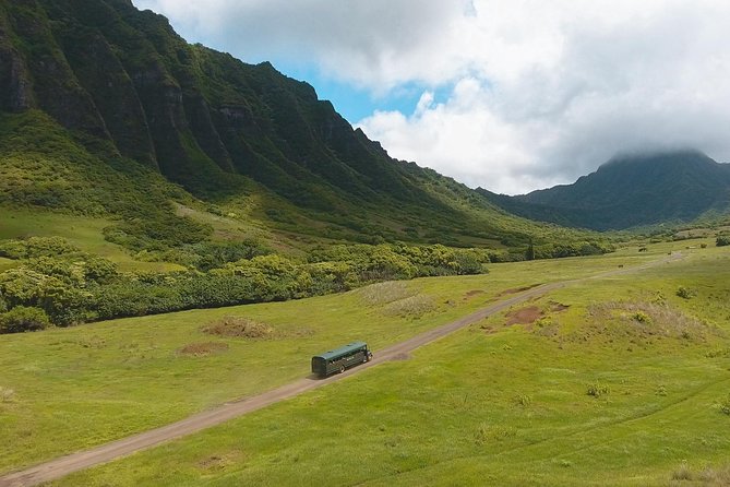 Kualoa Ranch - Hollywood Movie Sites Tour - Informative Tour