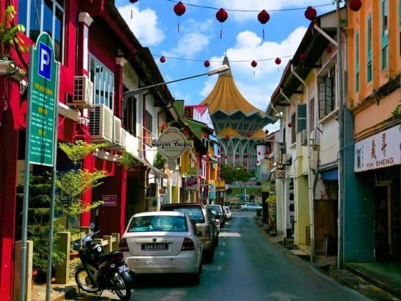 Kuching: Foodie Experience Guided Tour with 5 Tastings - A Deep Dive into the Kuching Foodie Experience