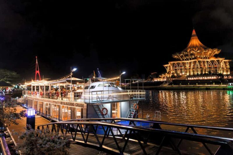 Kuching: Night Cruise, Dance Show, Drink & Optional Dinner - Good To Know