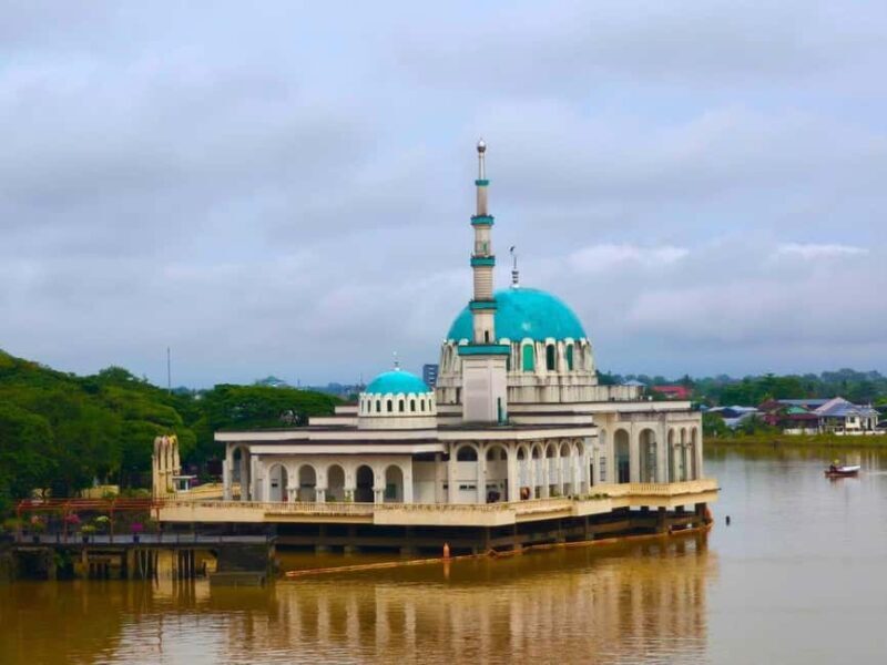 Kuching: Walking Tour with Sampan Boat Ride and Lunch - A Complete Look at the Tour Experience