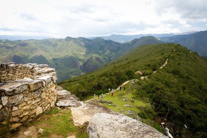 Kuelap Ancient Fortress Day Trip by Cable Car From Chachapoyas - Features and Highlights of the Fortress