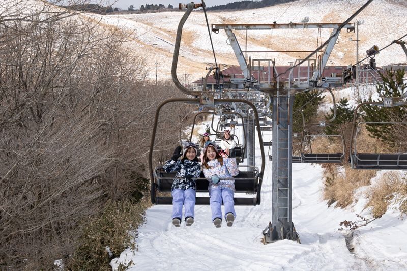 Kuju Forest Park Ski Tour from Fukuoka - Beginner Lessons, Snow Play and Realistic Expectations