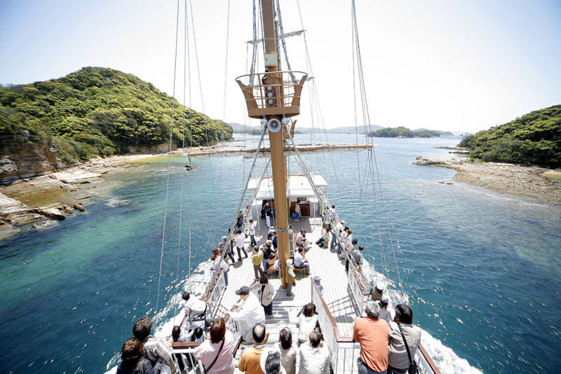 Kujukushima Sightseeing Cruise Ticket - The 50-minute ride aboard the Pearl Queen