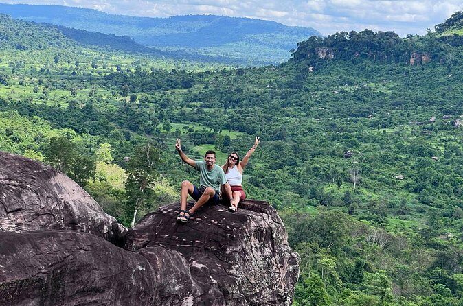 Kulen Waterfall and 1000Lingas Join-in Tour by Minivan - Exploring Phnom Kulen: The Heart of the Tour