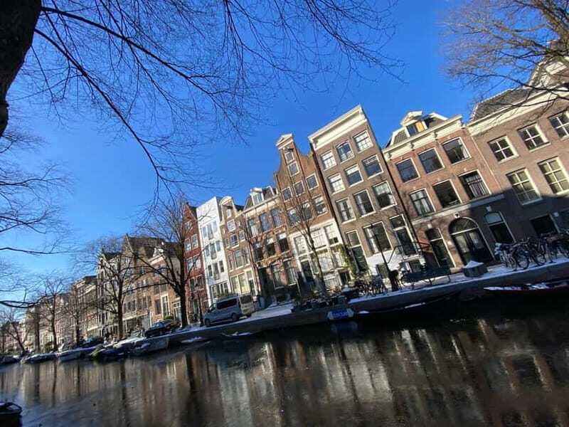 Kulturelle Amsterdam Stadtführung, mit Herz & Seele! - The Sum Up