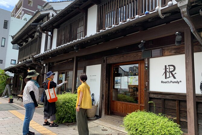 Kumamoto Castle Town Walking Tour With Local Guide - Meeting Point and Pickup Information