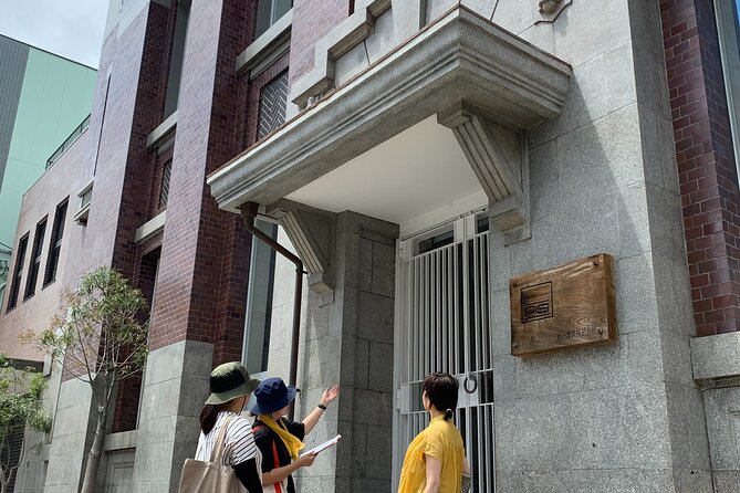 Kumamoto Castle Town Walking Tour With Local Guide - Interacting With Local Residents and Culture Exchange