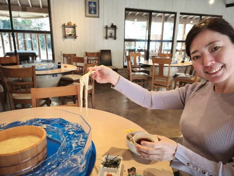 Kumamoto City: Private Castle Tour & Hidden Local Eats - Hidden Food Gems in Kumamoto