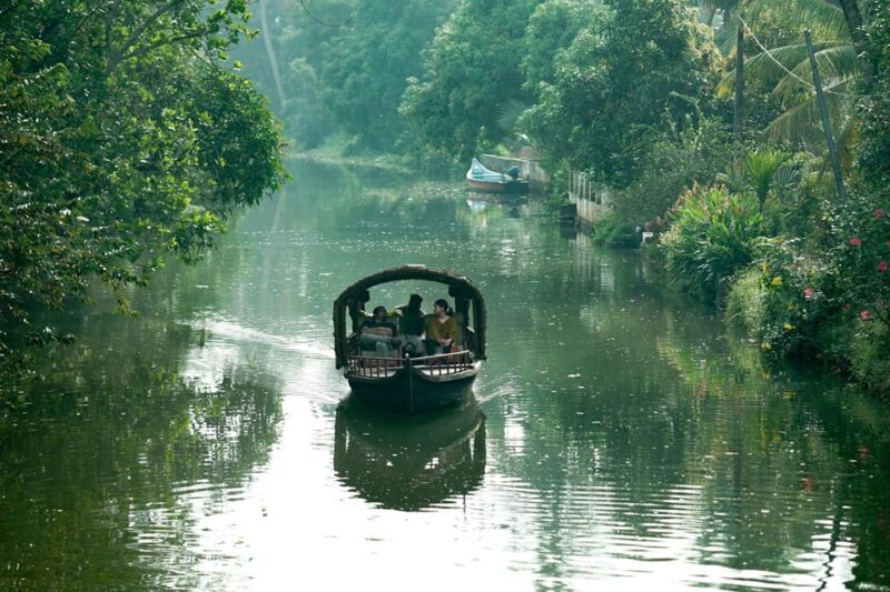 Kumarakom: Sunset Cruise with Village Life and Local Food - FAQ
