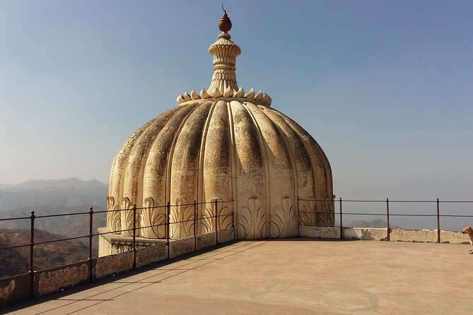 Kumbhalgarh , Ranakpur , Village Experience , Food , Taxi , Shops - Best Shops for Souvenirs