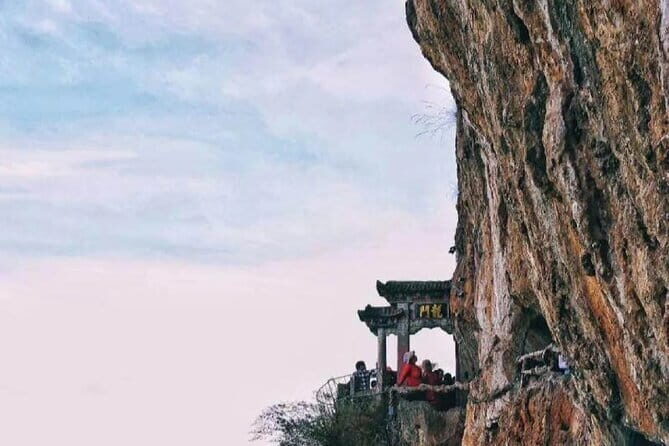 Kunming City Tour with Private Guide - What Makes the Experience Stand Out?