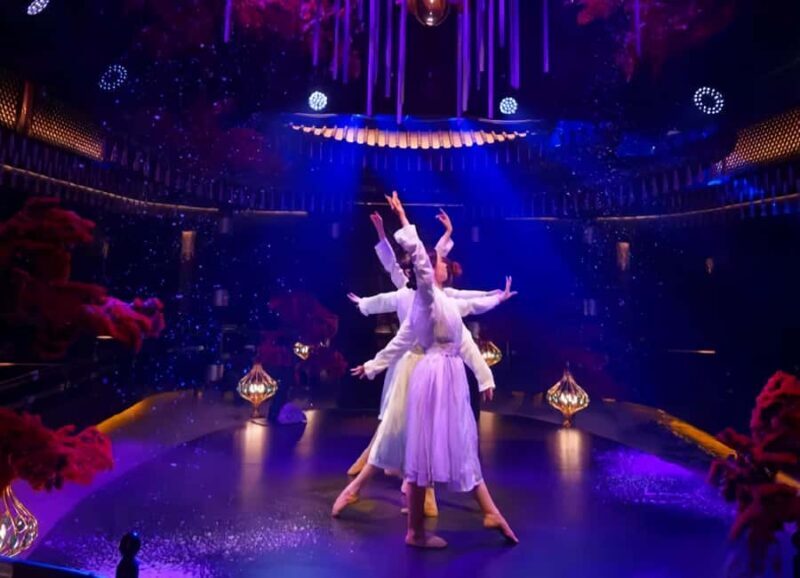 Kunming Jueyan: Immersive Ancient Palace Banquet with Show - A Deep Dive into the Experience