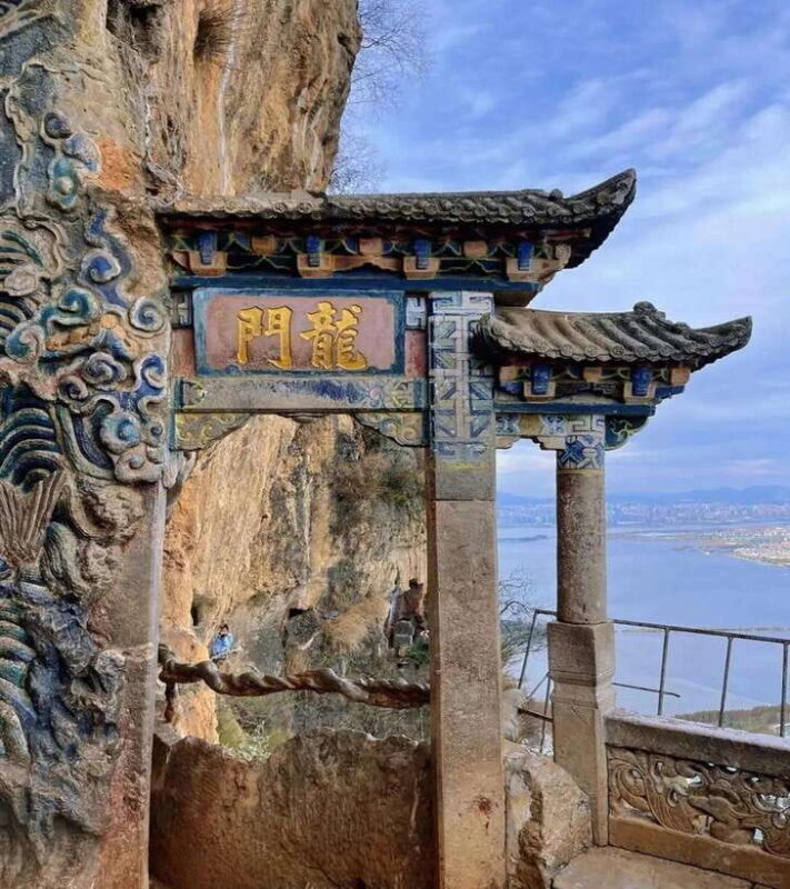 Kunming Western Hills Scenic Area Private Tour (Half Day) - The Journey Begins with Breathtaking Views