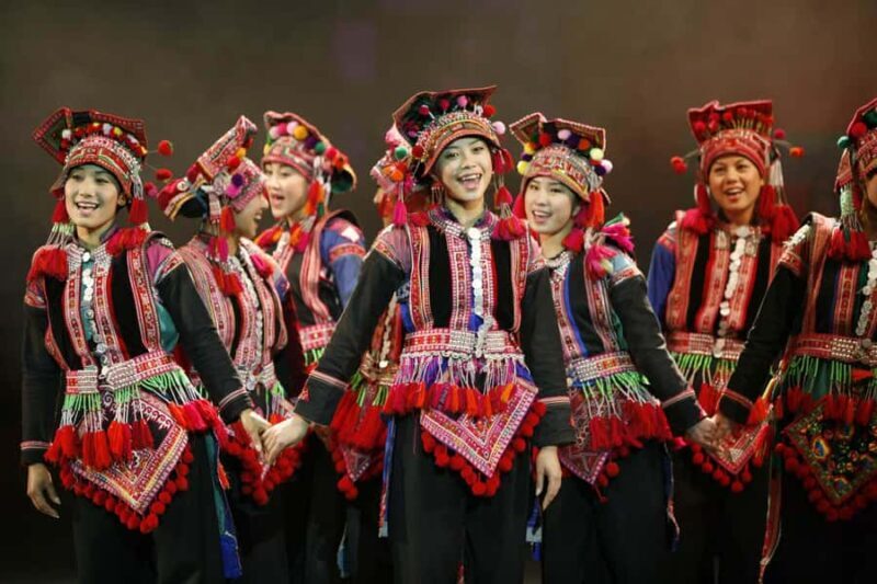 Kunming: Yunnan Impression Show, hotel pick-up and drop-off - Good To Know