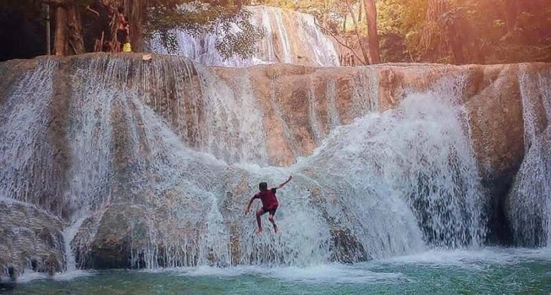 Kupang: Crystal Cave, Oenesu Waterfall, & Beach Tour - Exploring the Kupang Tour: What to Expect