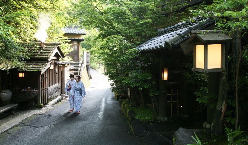 Kurokawa Onsen Private Transfer Optional Aso Sightseeing Tour - The Aso-Kuju route, with or without stops