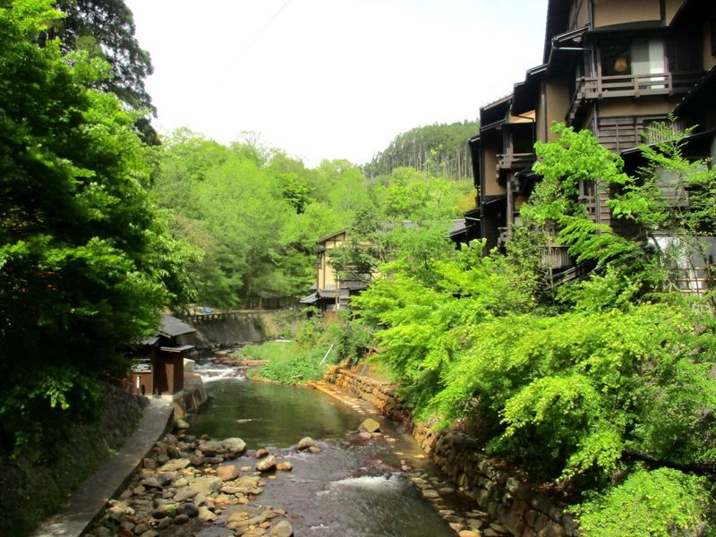 Kurokawa Onsen Transfer & Optional Scenic Tours from Kumamoto City - A private ride that can become a day out