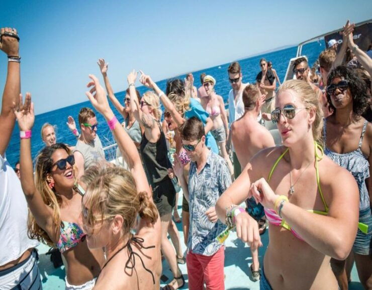 Kusadasi: Full-Day Boat Cruise W/ Lunch & Hotel Pickup - Boat Cruise Duration