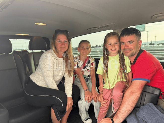 Kuşadası Izmir Airport Transfer, Comfortable Minibus Taxi - Transfer Experience