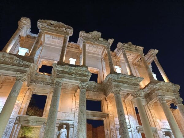 Kusadasi: Magical Private Ephesus Night Tour - Terrace Houses and Preserved Frescoes