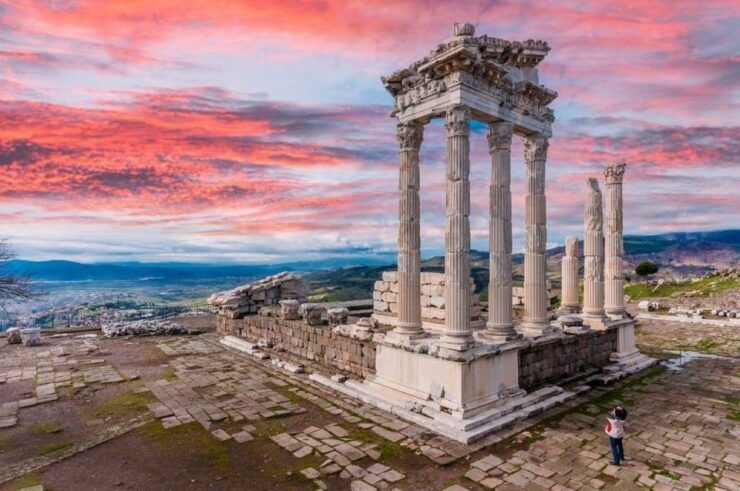 Kusadasi: Private Pergamon Acropolis and Asclepion Tour - Itinerary Details
