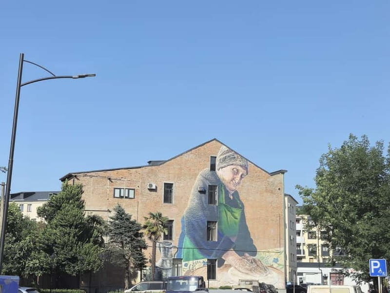 Kutaisi: Guided Walking Tour with Local Snack - An In-Depth Look at the Tour Experience